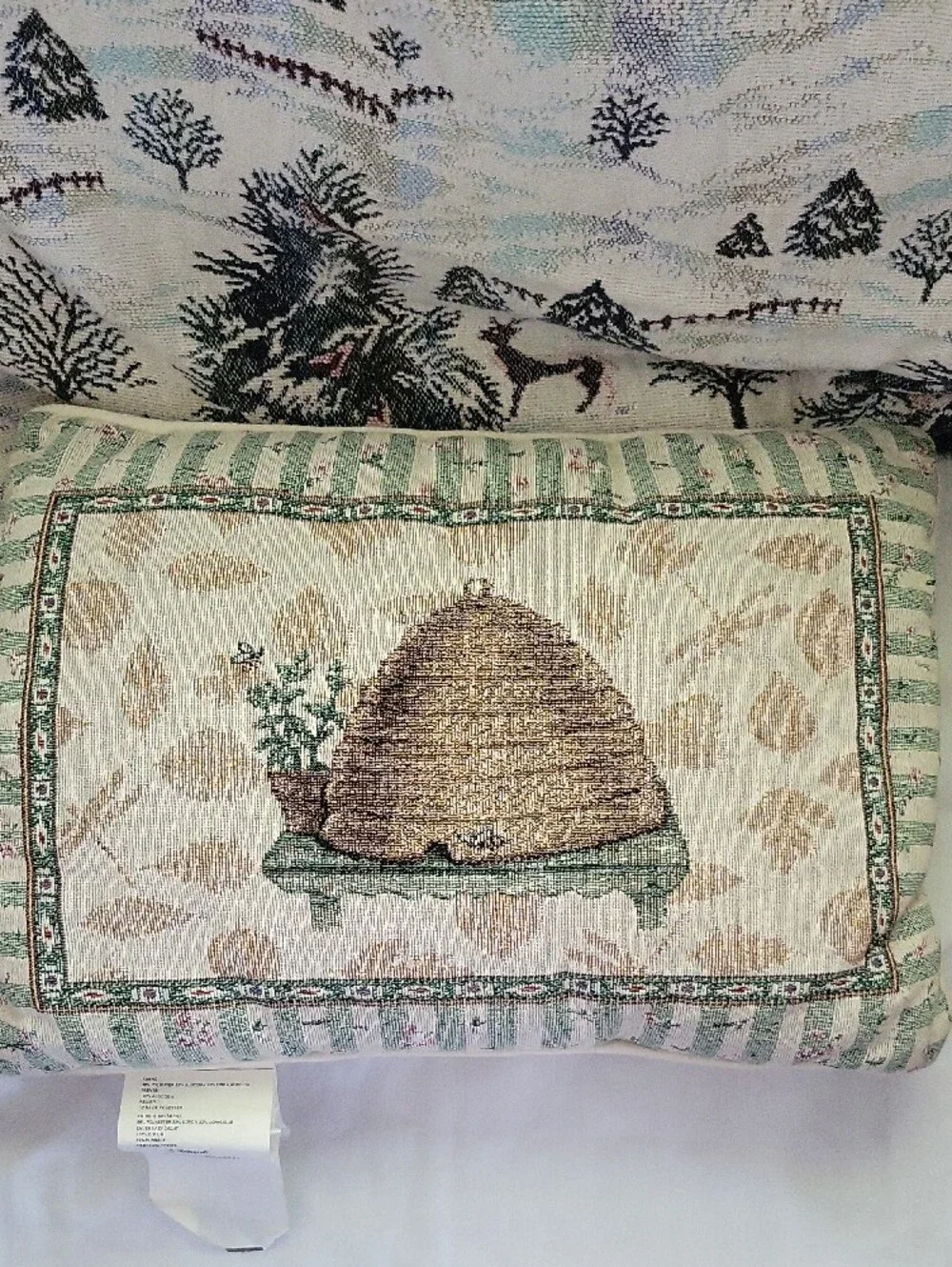 Pfaltzgraff Tapestry Pillow with Skep Beehive in Green and Beige Vintage 1997